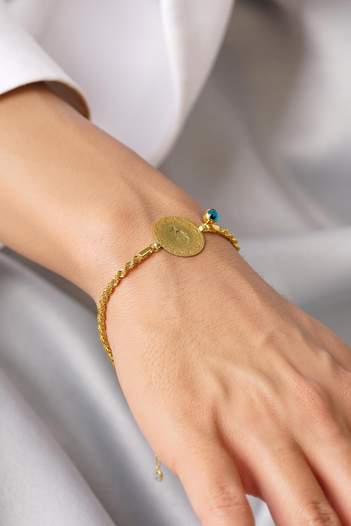 22ct Gold Coin and 14ct Gold Rope Bracelet