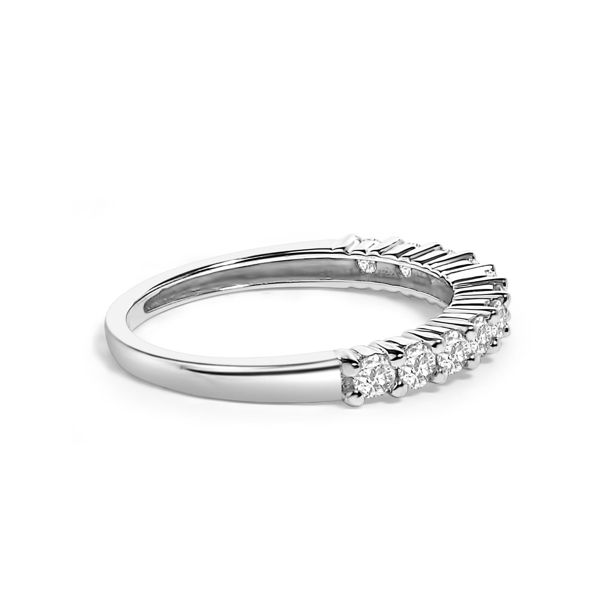 IGI Certified 1/2 Cttw Diamond 10K White Gold Prong Set Fluted Band Style Ring (I-J Color, I2-I3 Clarity)