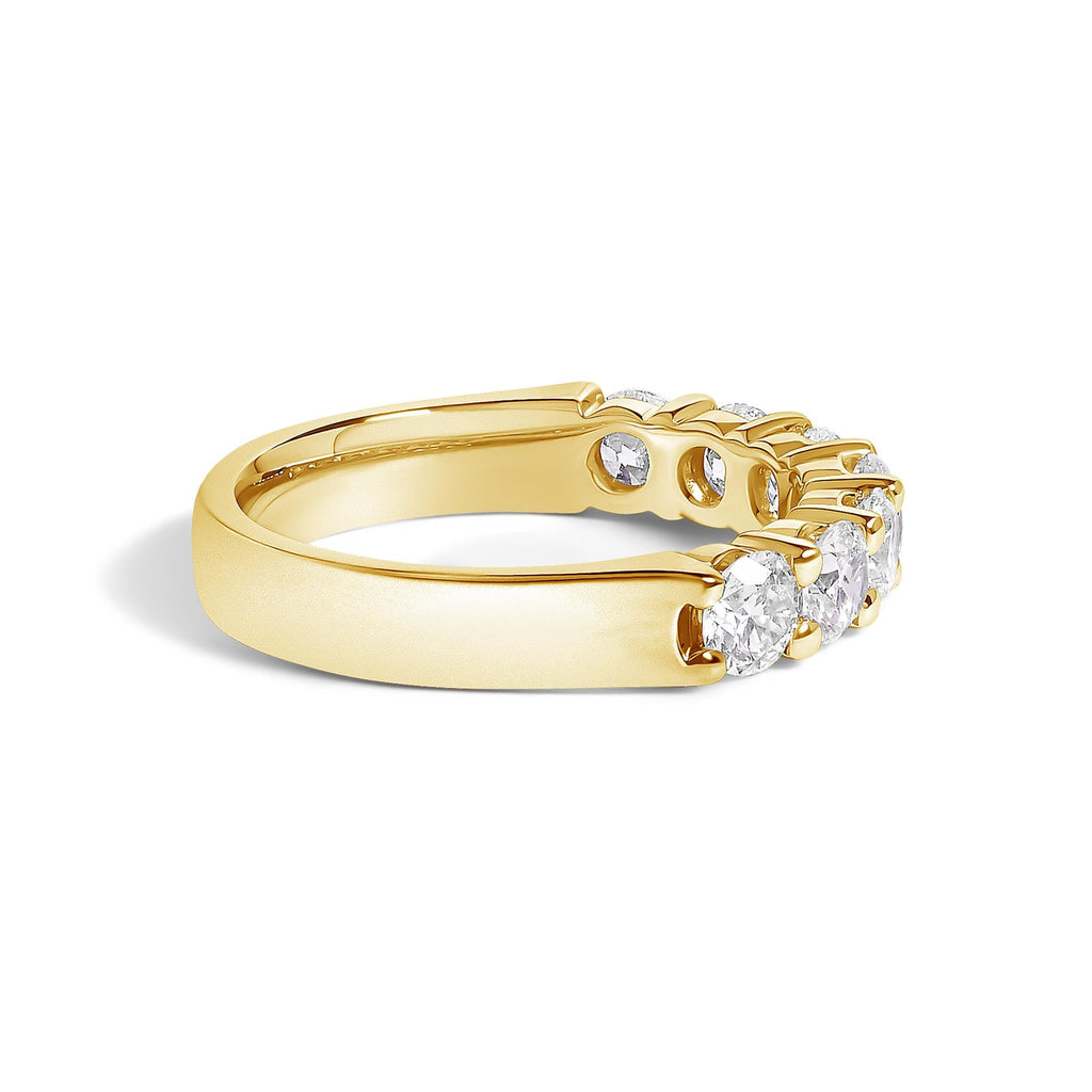 14K Gold 1 1/2 Cttw Diamond 7 Stone Band Ring
