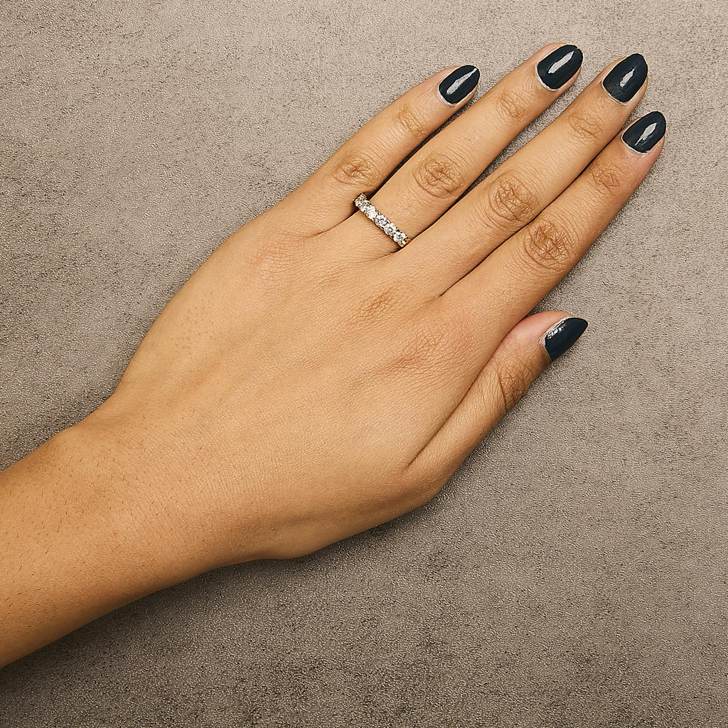 14K Gold 1.0 Cttw Diamond 7 Stone Band Ring