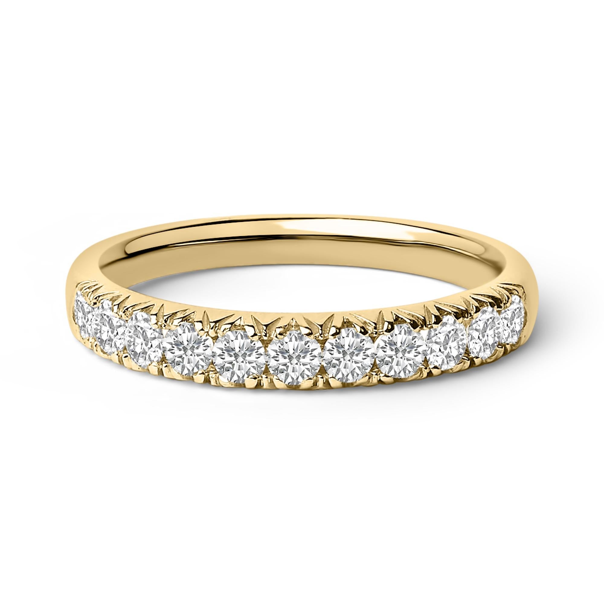 14K Gold 1/2 Cttw Round Diamond 11 Stone Classic Band