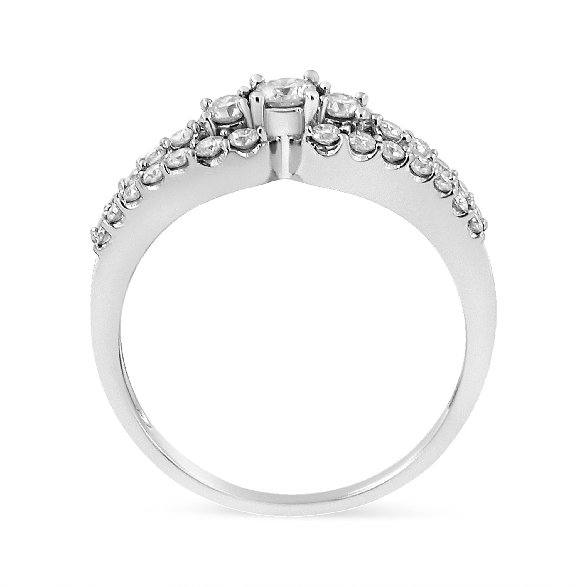 10K White Gold 1/2 Cttw Round Cut Diamond Three Stone Split Shank Band Ring (H-I Color, SI1-SI2 Clarity)
