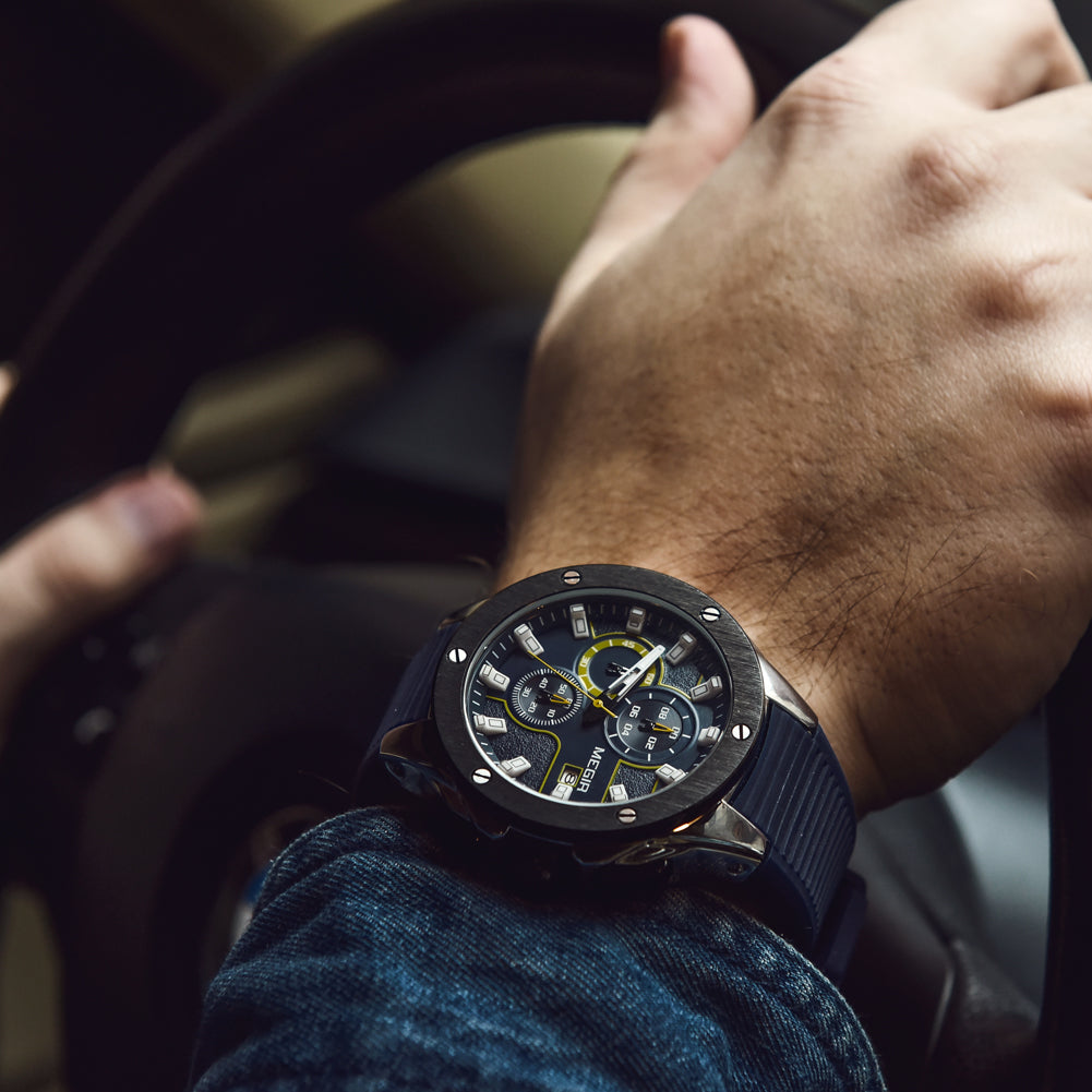 MEGIR Men Sport Military Watch Luxury Luminous Waterproof Chronograph Quartz Wristwatch Date Clock Relogio Masculino 2053