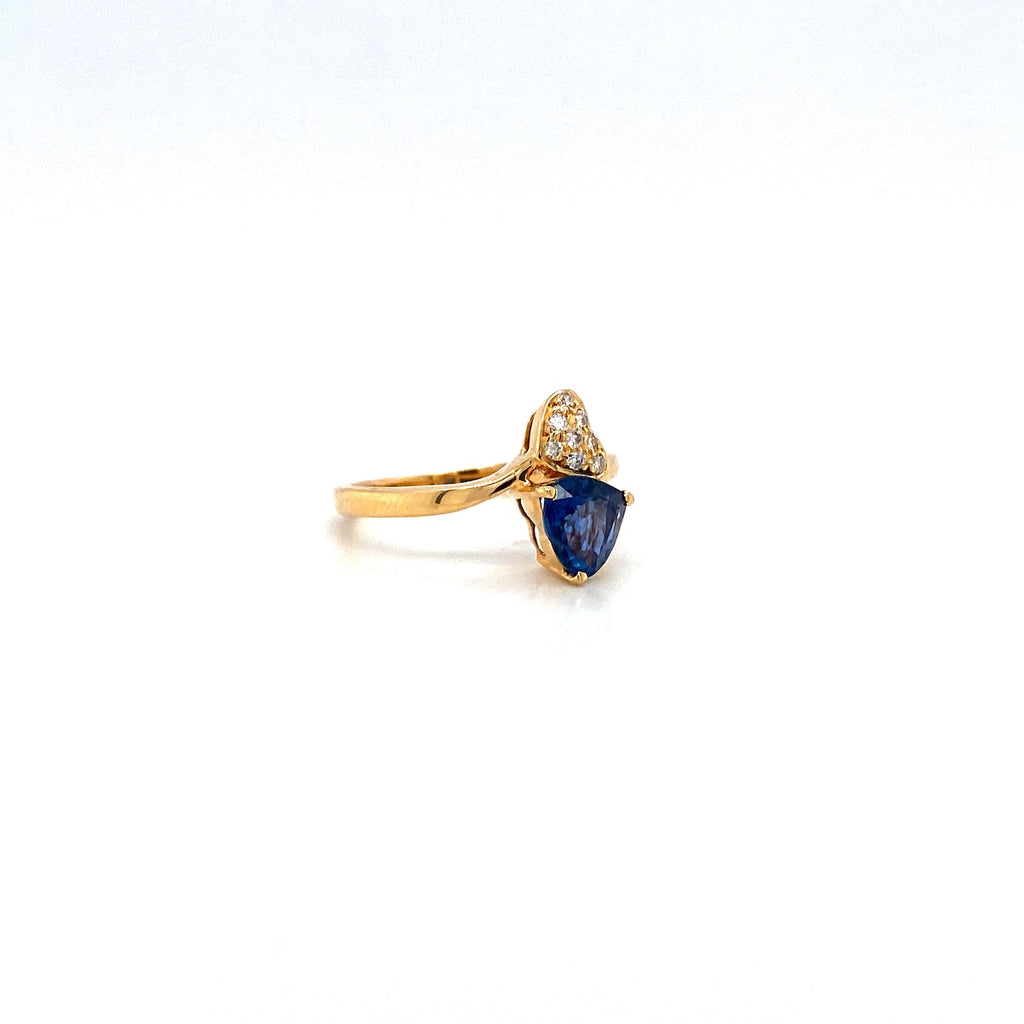 Sapphire and Diamond Ring in 14K Yellow Gold - KGR 15011