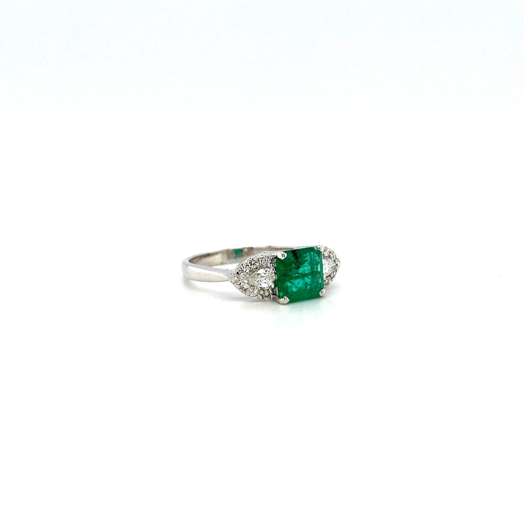Emerald and Diamond Ring in 18K White Gold - KGR 17089
