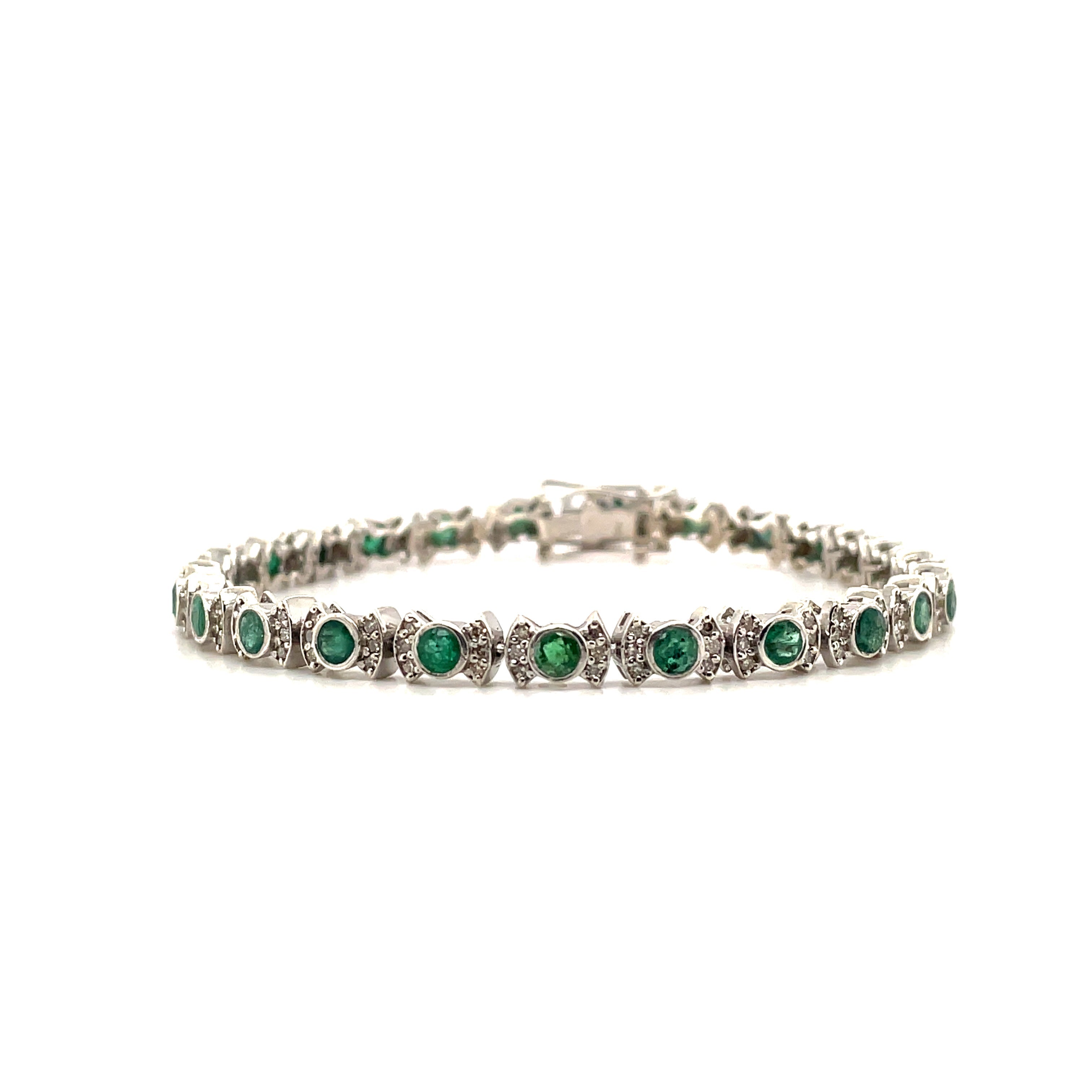 Emerald Bracelet in .925 Sterling Silver. - KSD 41282