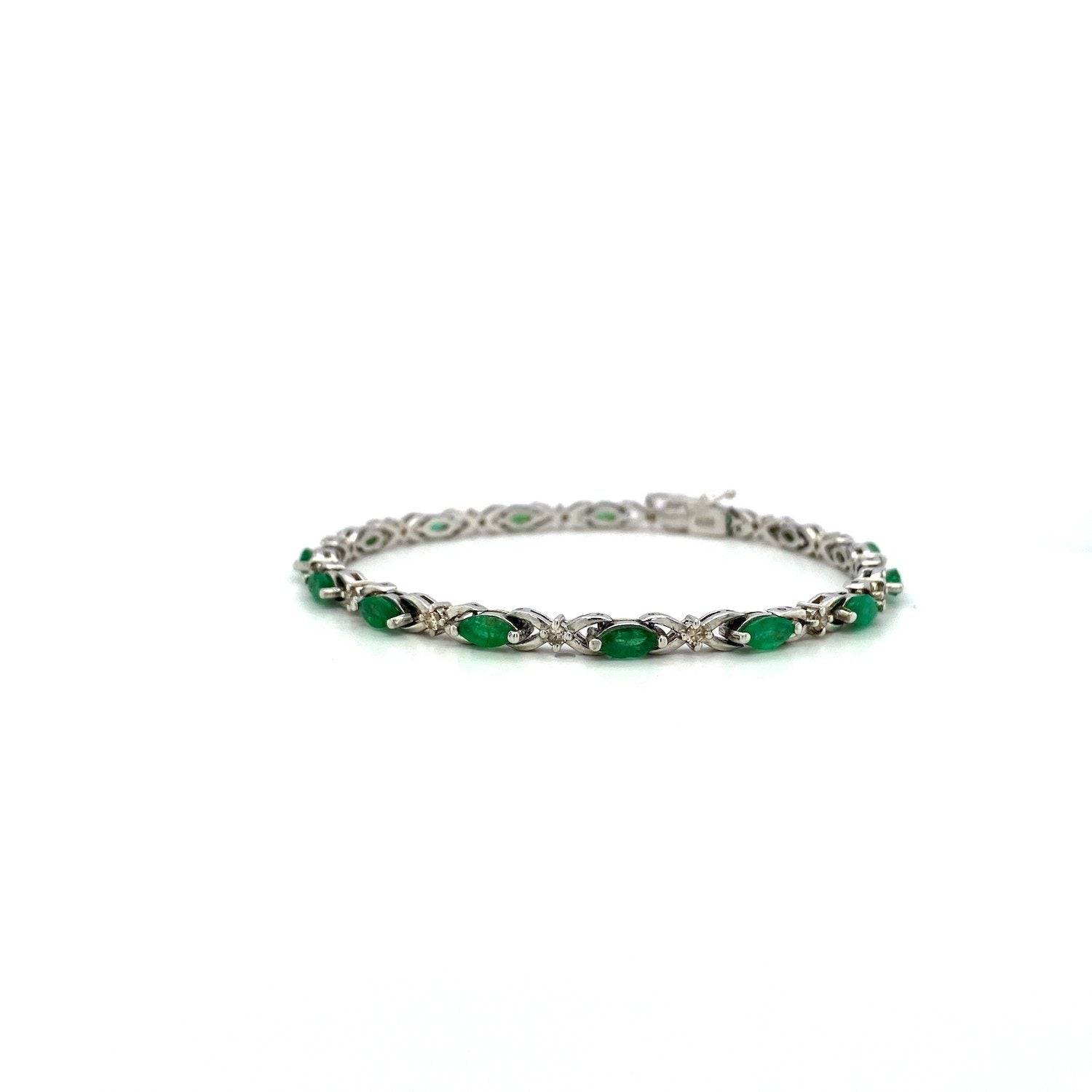 Emerald Bracelet in .925 Sterling Silver. - KSD 41359