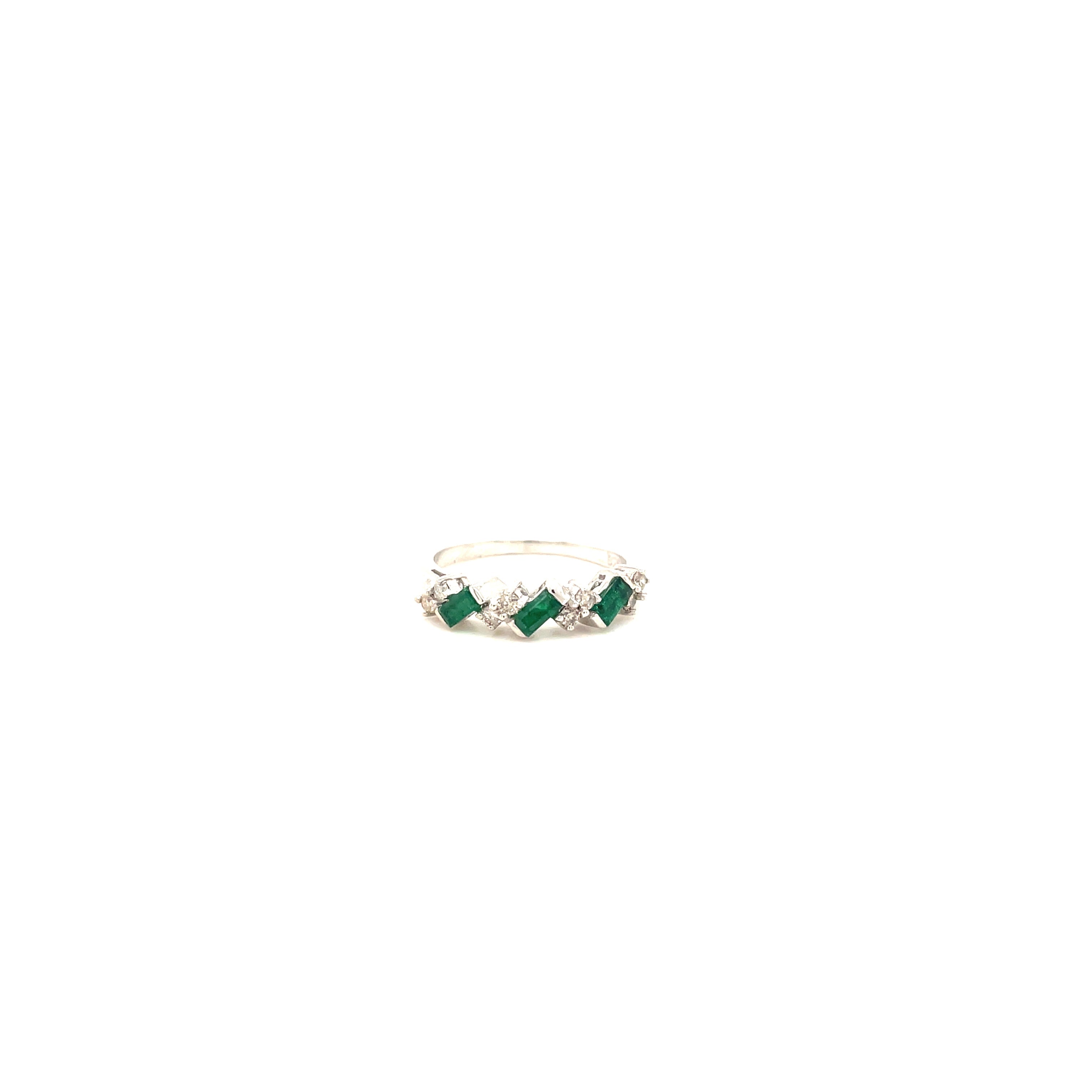 Emerald Ring in .925 Sterling Silver - KSR 11194