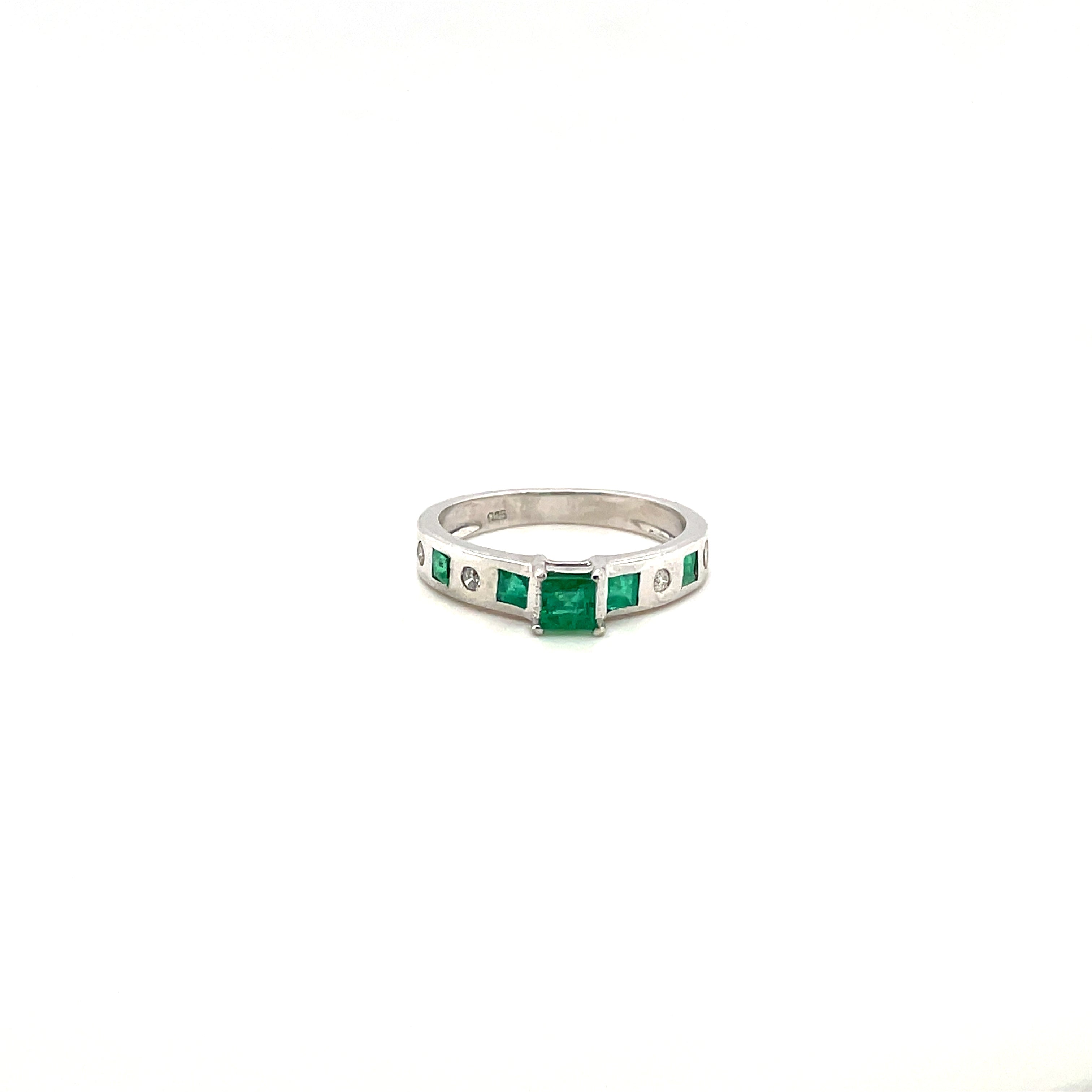 Sapphire Ring in .925 Sterling Silver - KSR 18526