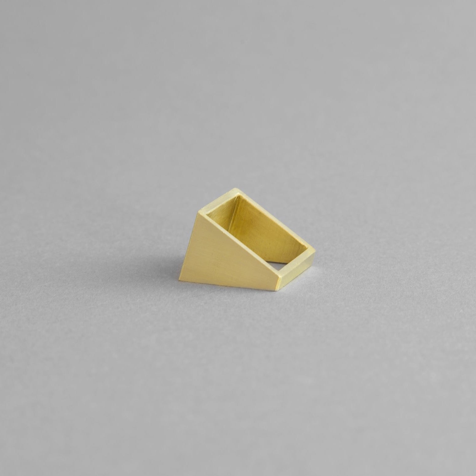 PYRAMID BRASS RING | Geometric Adjustable Design