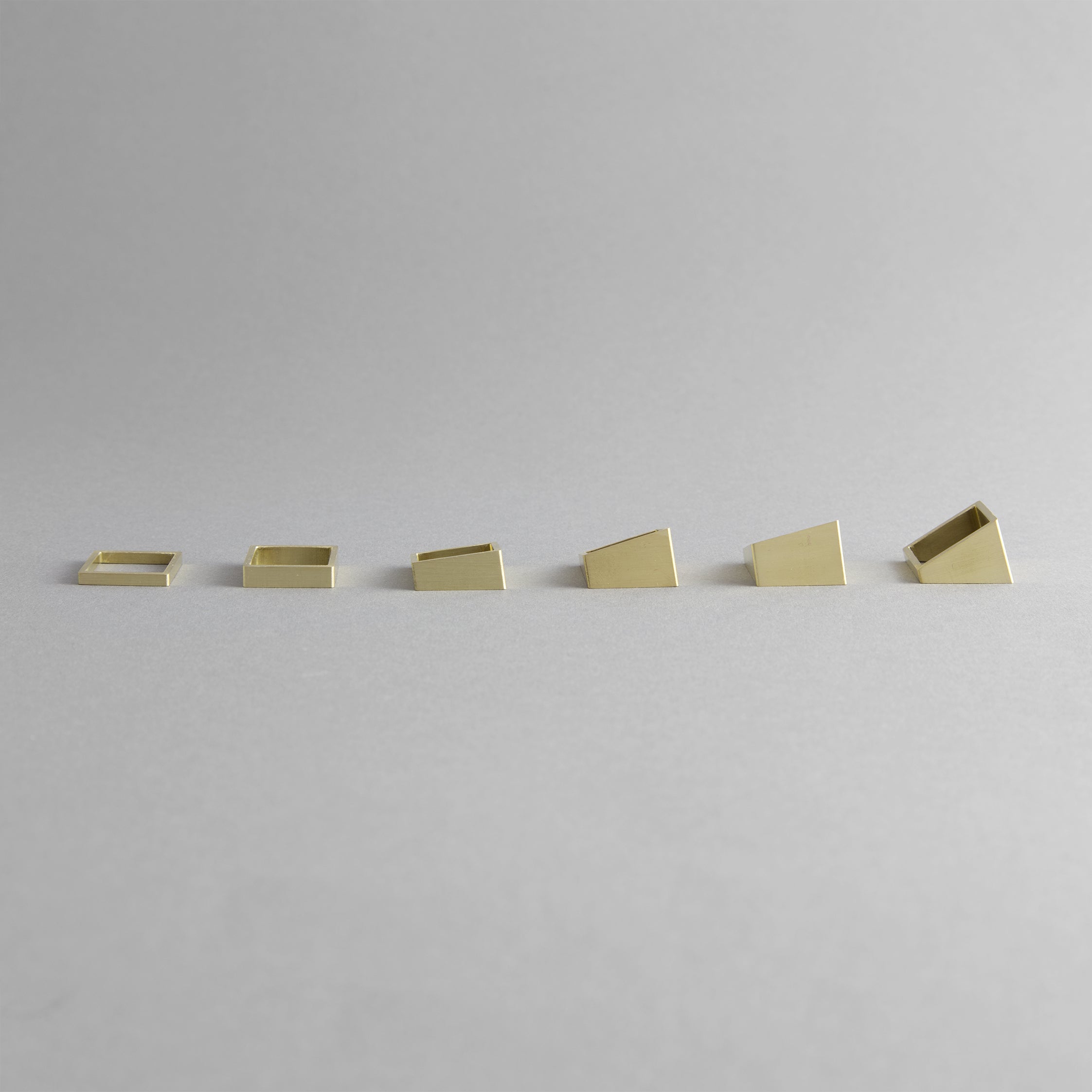 PYRAMID BRASS RING | Geometric Adjustable Design