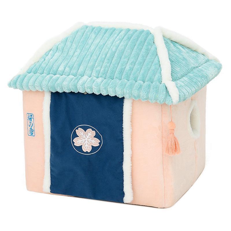 Cozy Retreat Cat House - The Ultimate Enclosed Cat Villa