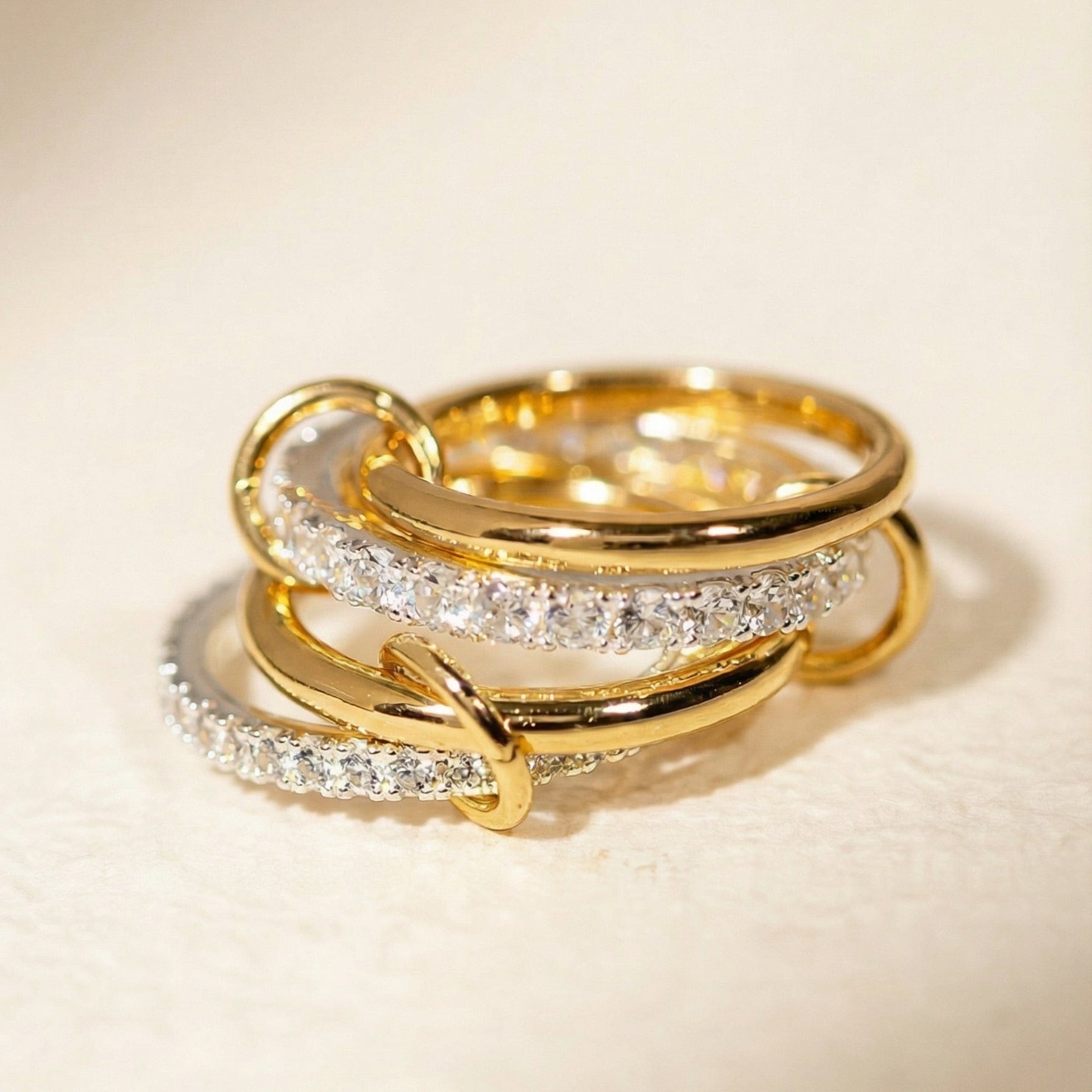 Holly - Interlocking Crystal Ring