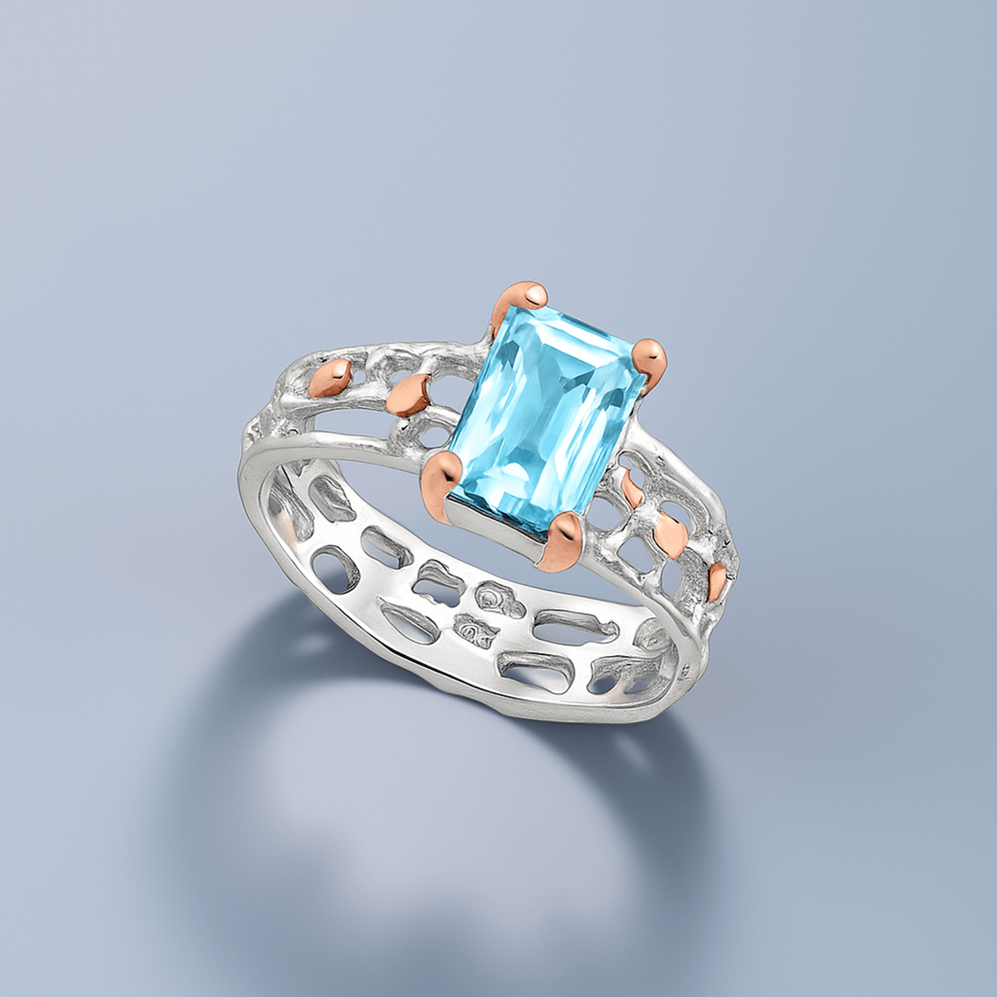Ring Imperial - Sterling Silver Sky Blue Topaz Luxury Ring